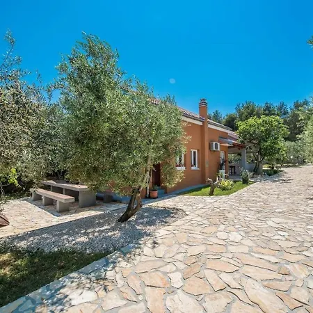 Family Friendly House With A Swimming Pool Pakostane, Biograd - 12185 Casa de Férias