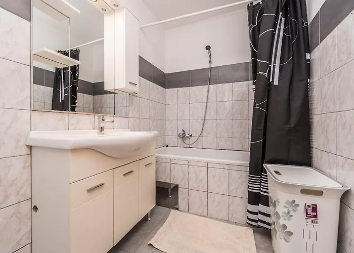 別荘 Family Friendly House With A Swimming Pool Pakostane, Biograd - 12185 Pakoštane