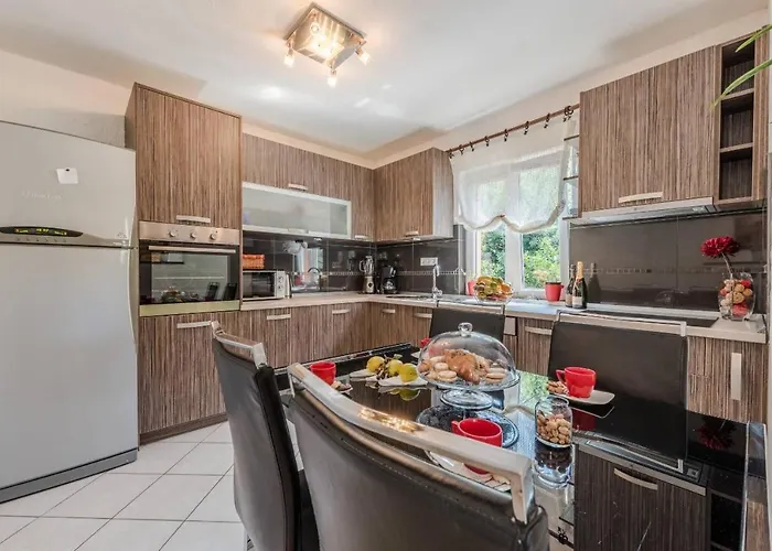 別荘 Family Friendly House With A Swimming Pool Pakostane, Biograd - 12185 Pakoštane