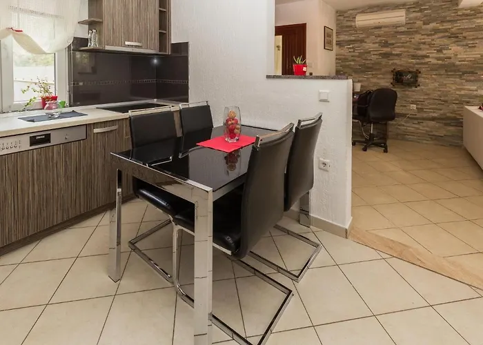別荘 Family Friendly House With A Swimming Pool Pakostane, Biograd - 12185 Pakoštane