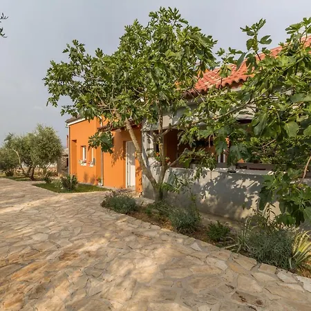 Family Friendly House With A Swimming Pool Pakostane, Biograd - 12185 Holiday home *