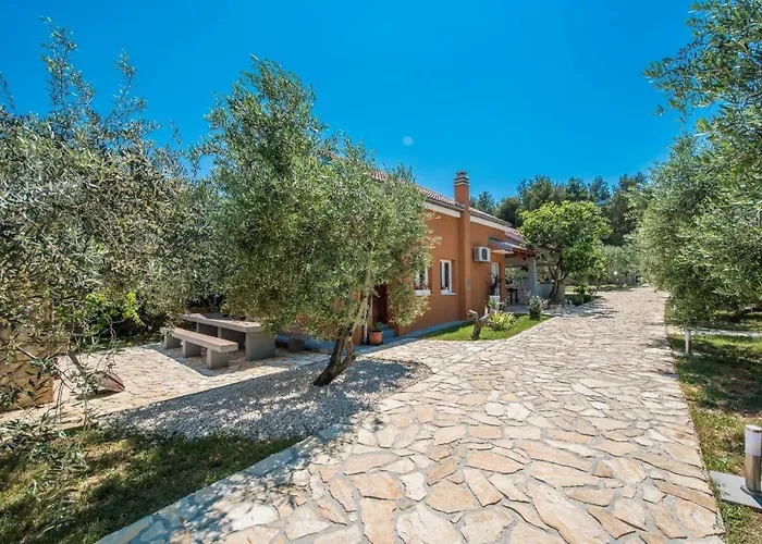 Family Friendly House With A Swimming Pool Pakostane, Biograd - 12185 Дом отдыха